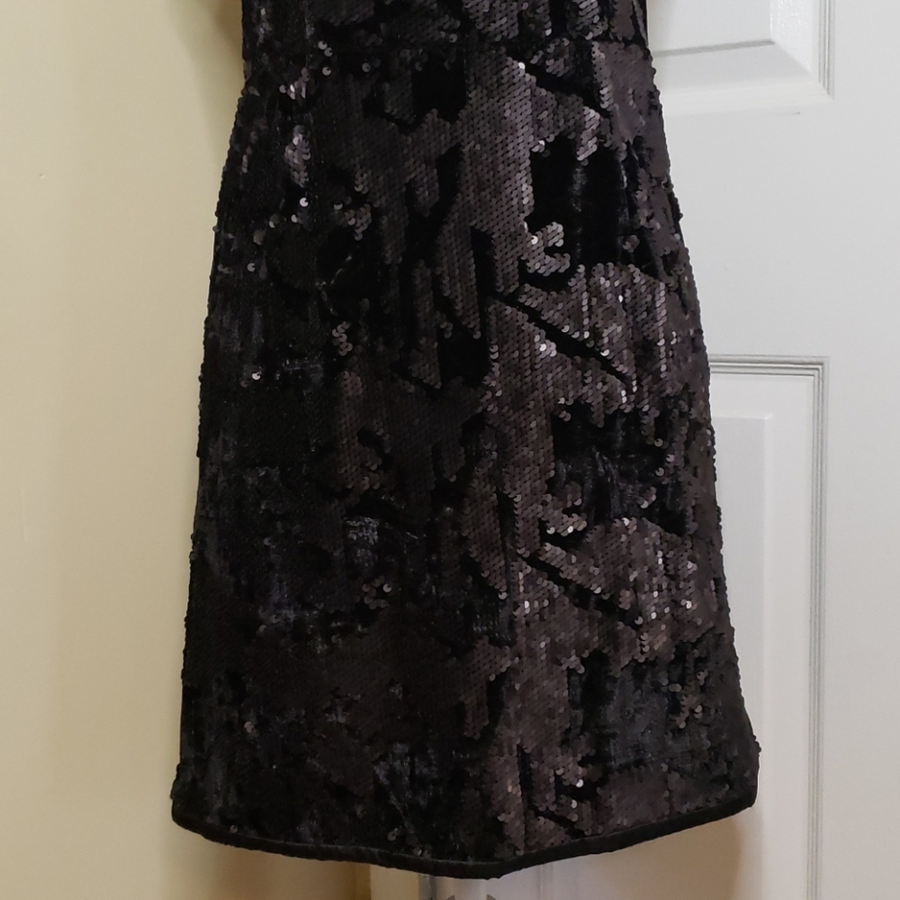 Romeo & Juliet Little Black sequin dress - Picture 10 of 13